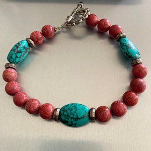 NWOT Howlite bracelet